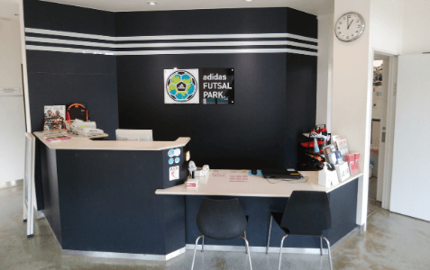 アディダスフットサルパークあざみ野